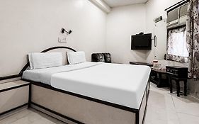 Hotel O Surya